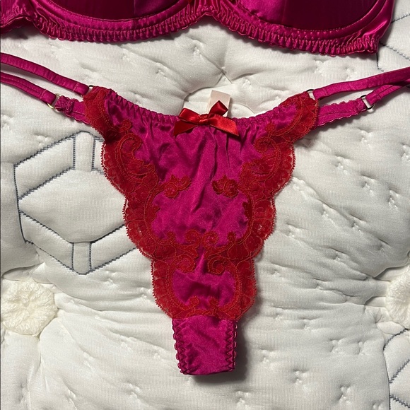 Agent Provocateur Molly pink and Red Lace Bra Set - Picture 6 of 8